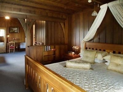 Отель Elm Tree House Крайстчёрч Экстерьер фото